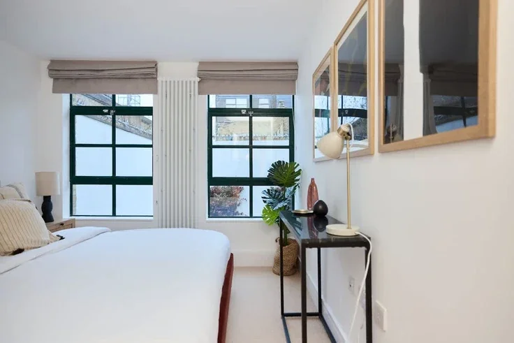 Flat Melbray Mews in Greater London