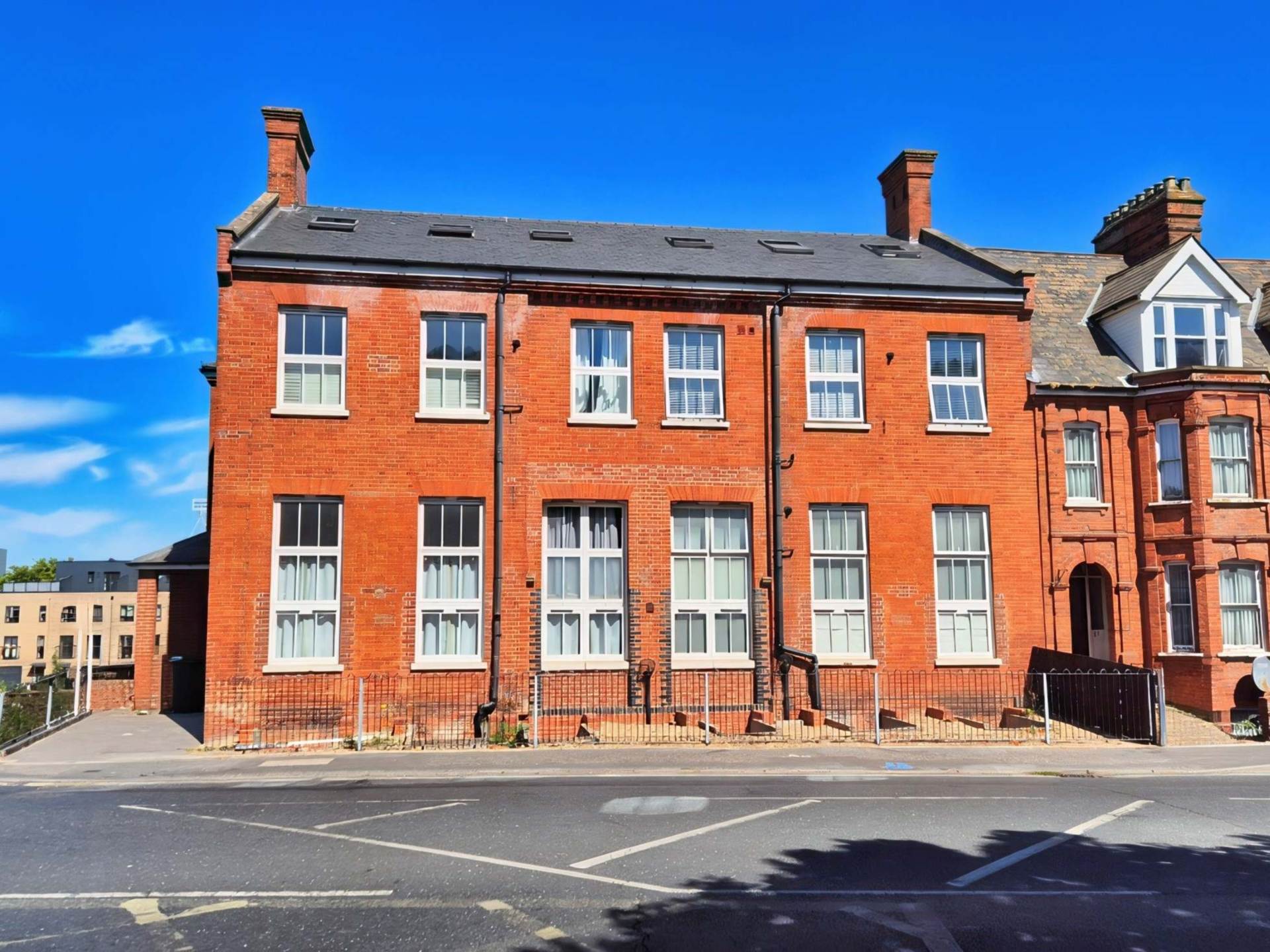Flat Burrell Road in Ipswich