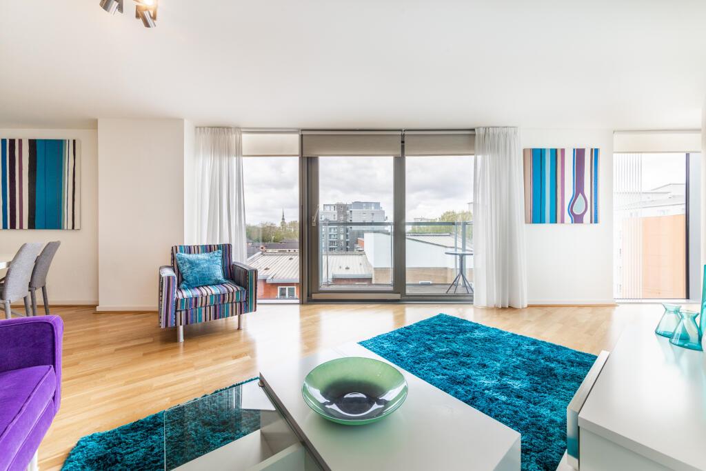 Flat Copperas Street in Greater London