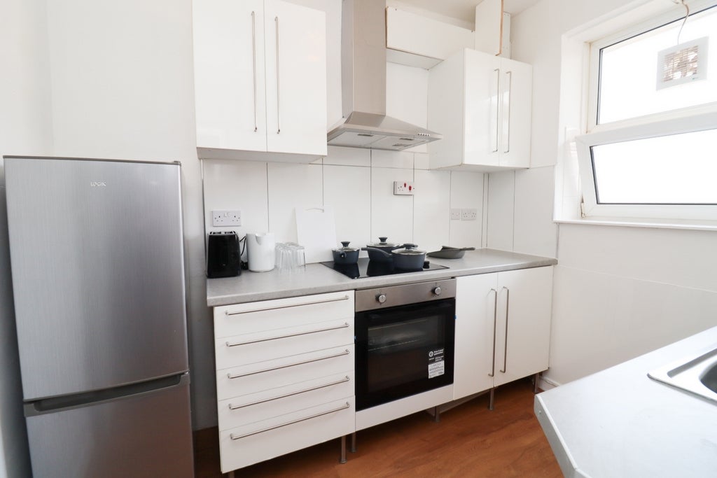 Room Globe Road in Greater London