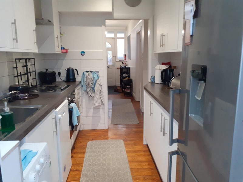 Room Goldwell Road in Greater London
