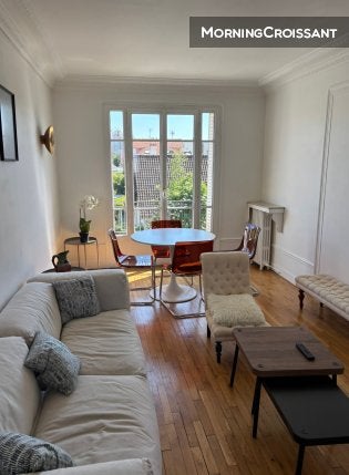 Flat Rue des Bruyères in Asnières-sur-Seine