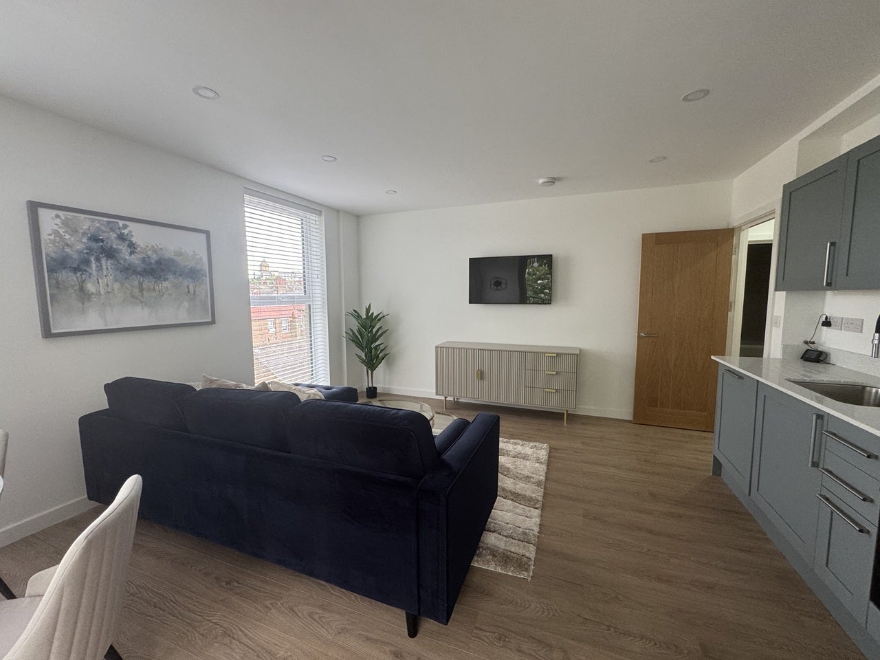 Flat Springbank Road in Greater London