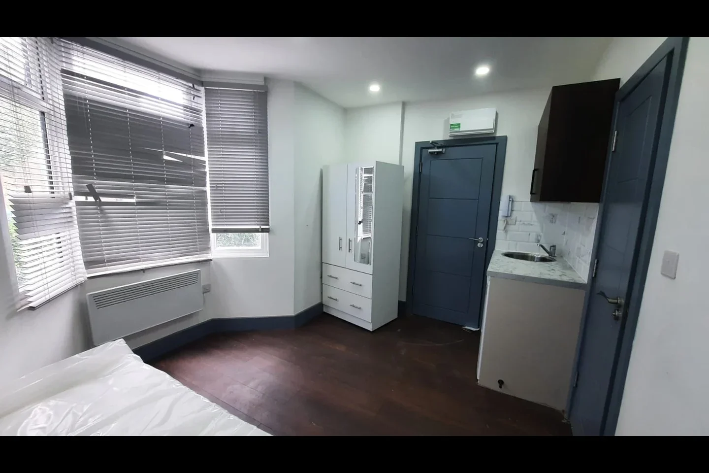 Flat Banbury Street in Watford