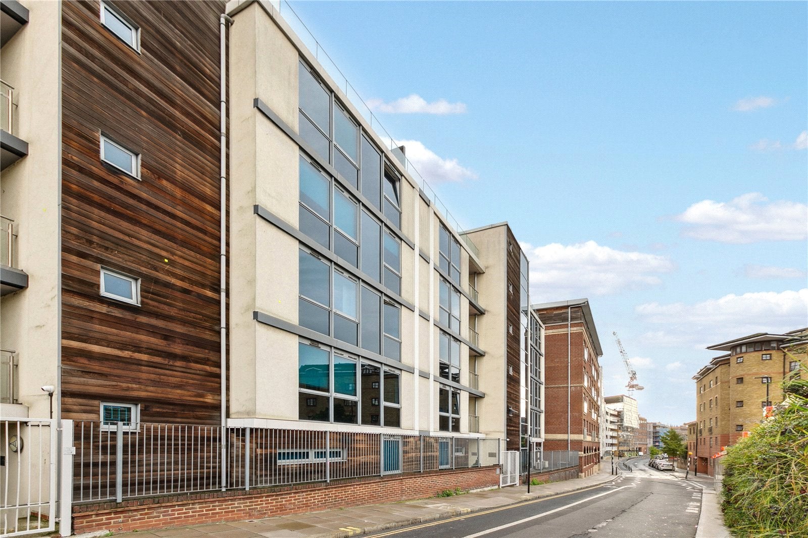 Flat St. Pancras Way in Greater London