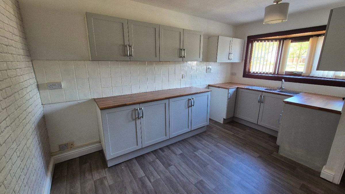 House Lime Avenue in Darlaston