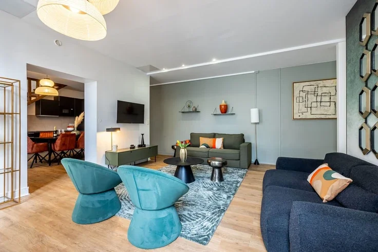 Appartement Rue de Ponthieu à Paris