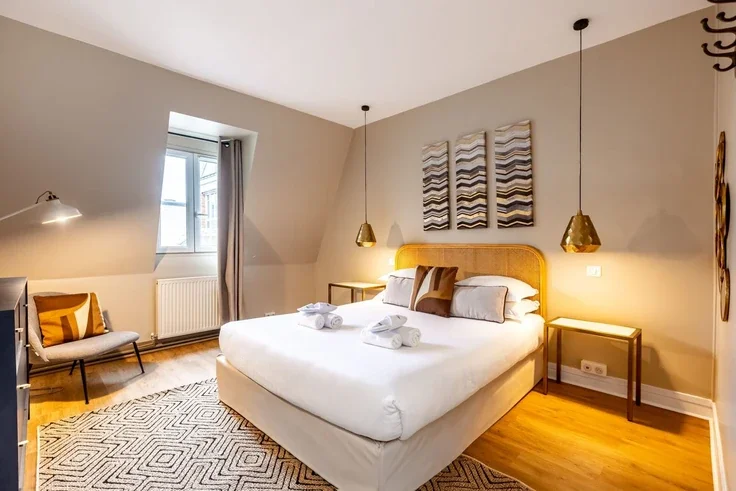 Appartement Rue de Ponthieu à Paris