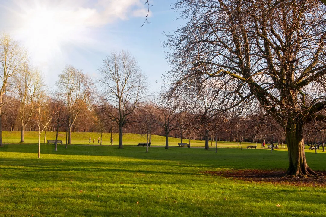 Flat Pursewardens Close in Greater London
