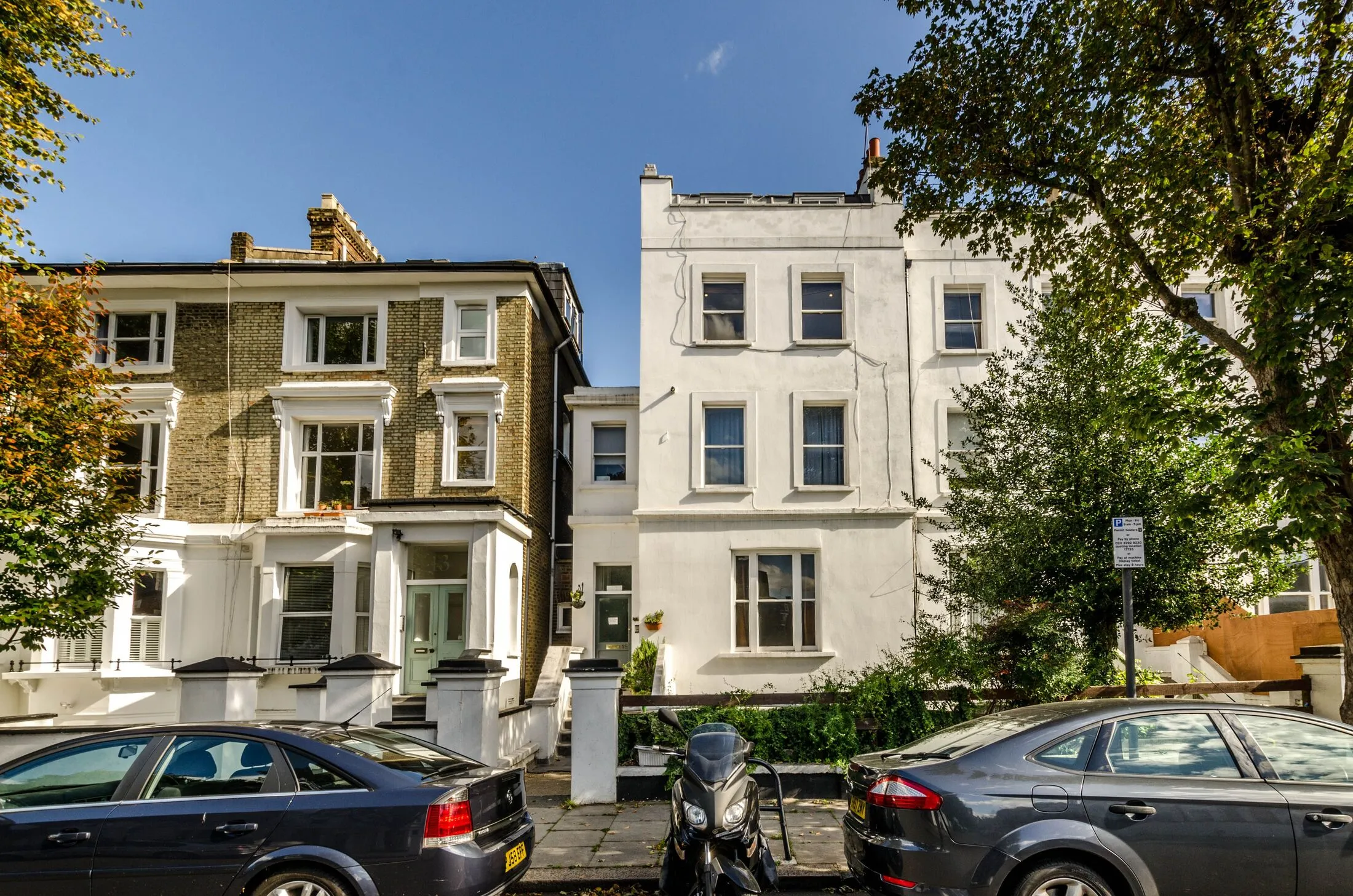 Flat Vespan Road in Greater London