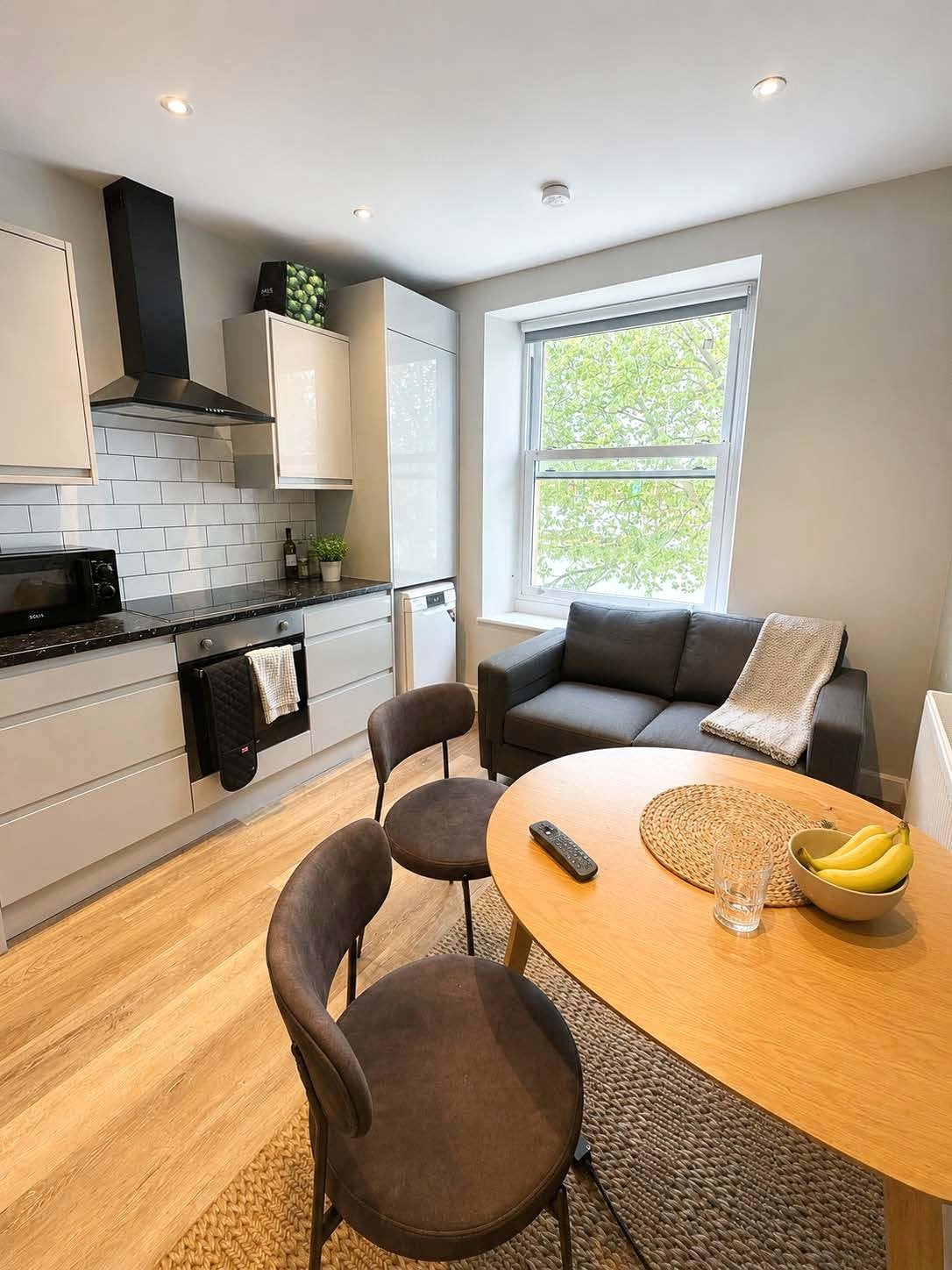 Flat Hotwell Road in Bristol