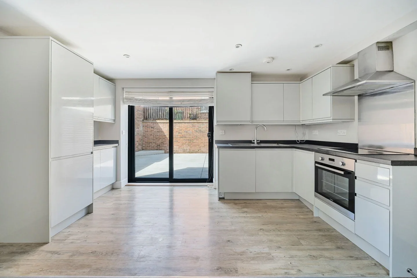 Flat Grosvenor Walk in Tunbridge Wells