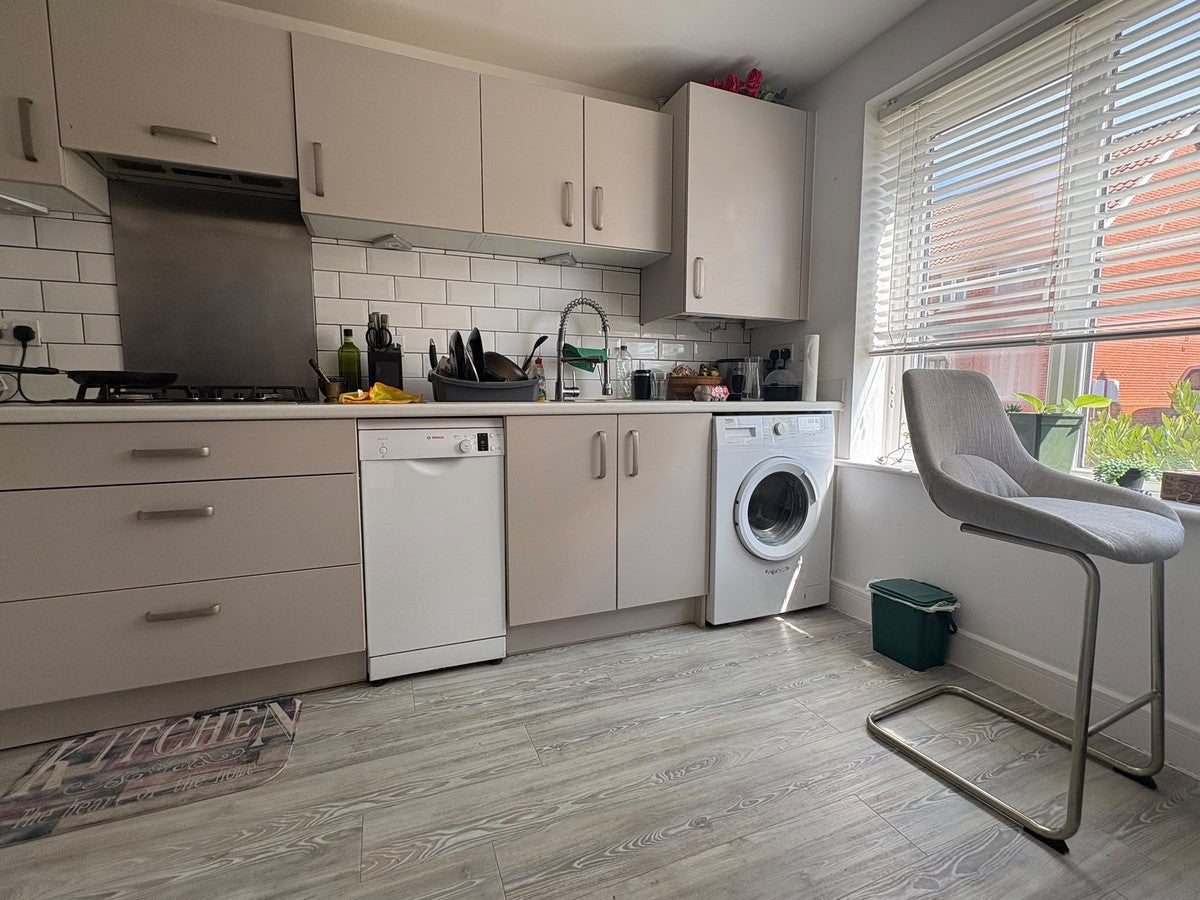 Room Pippin Way in Alresford