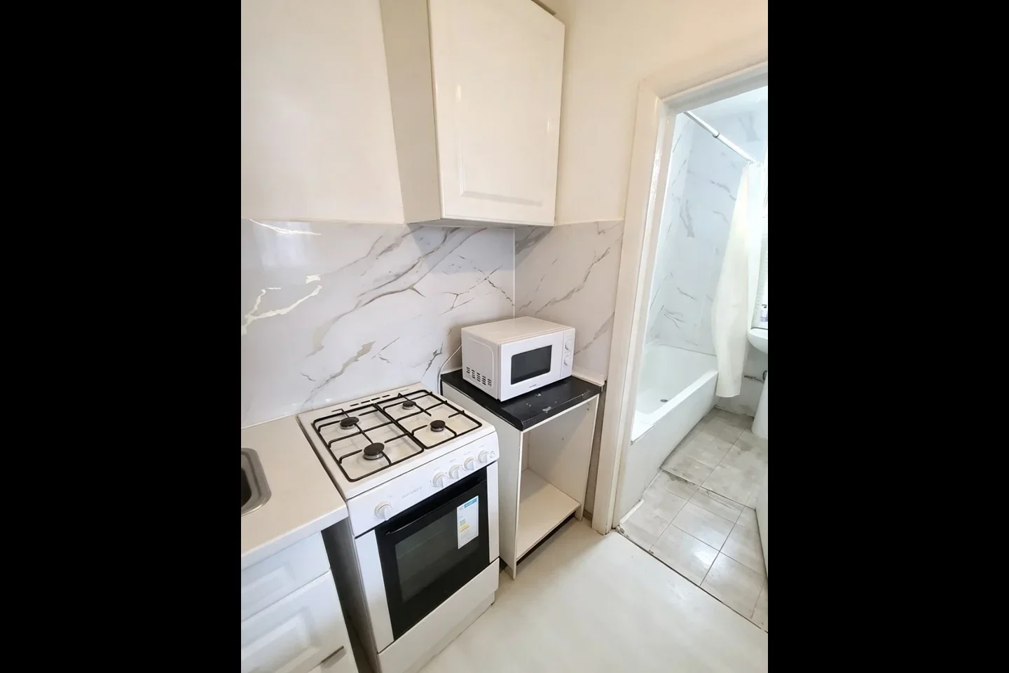 Room Paget Road in Greater London