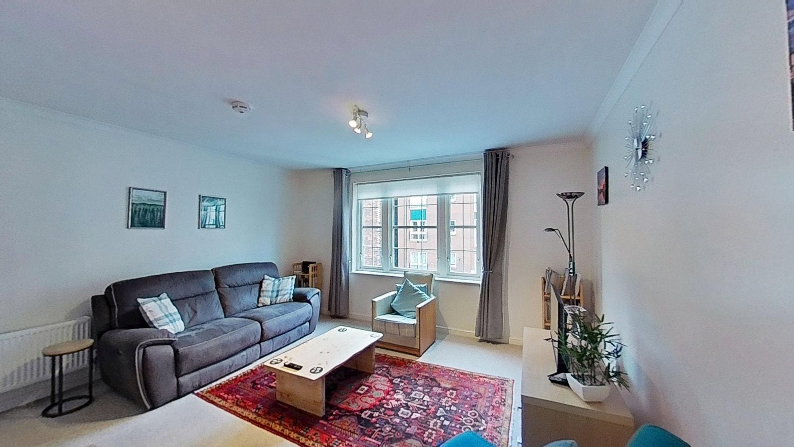 Flat Pattison Street in City of Edinburgh