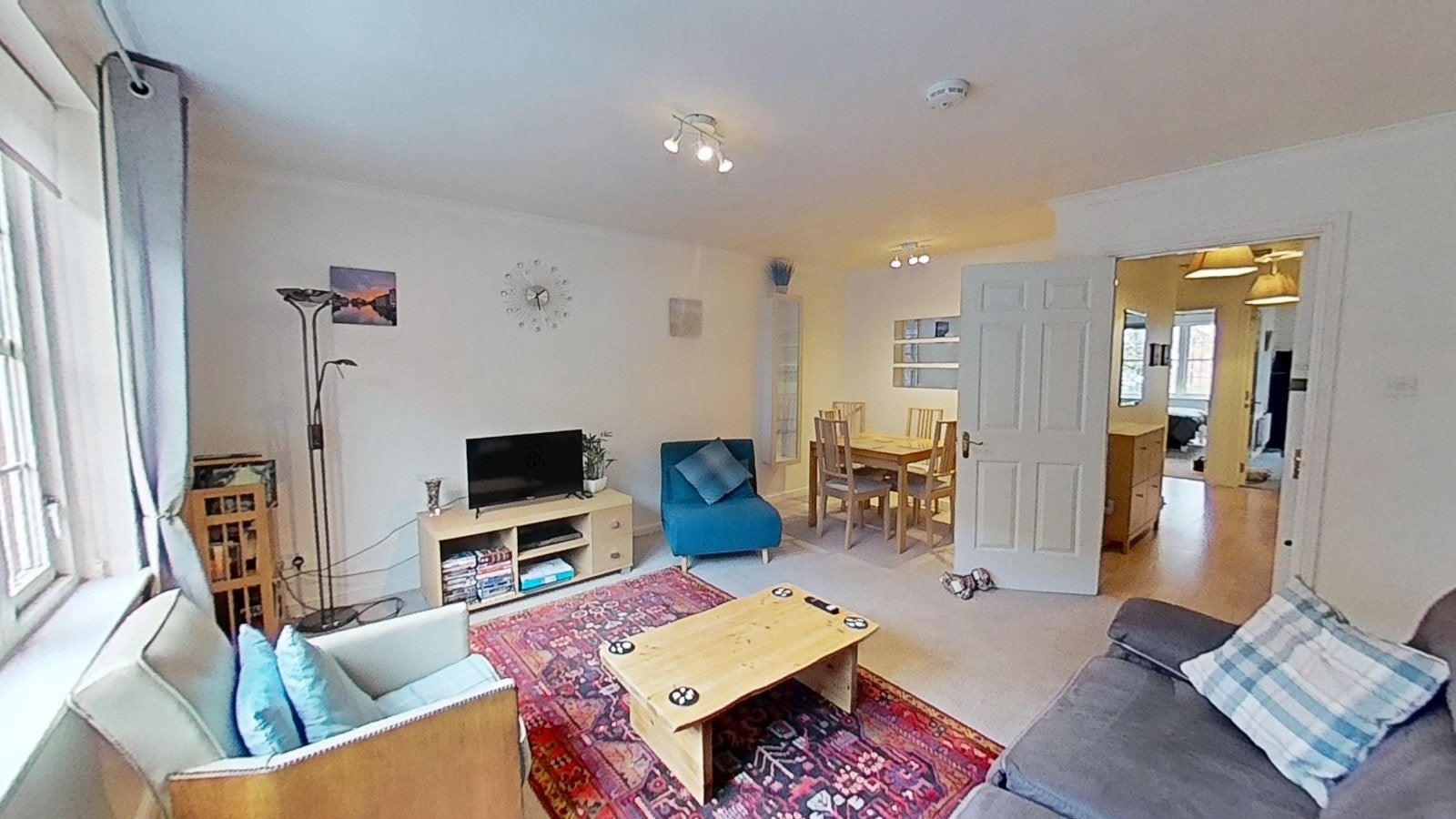 Flat Pattison Street in City of Edinburgh