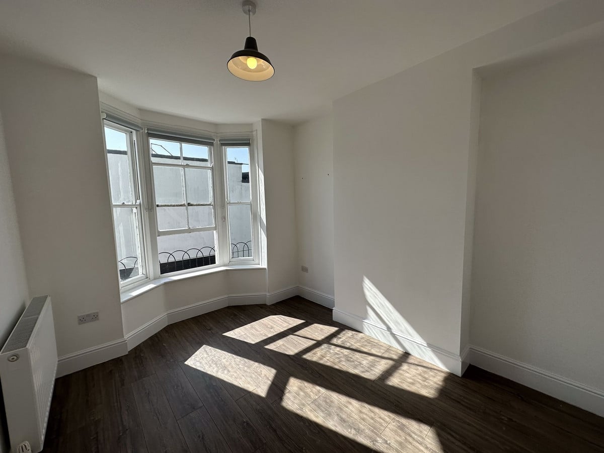 Flat Lower Penrallt Road in Bangor