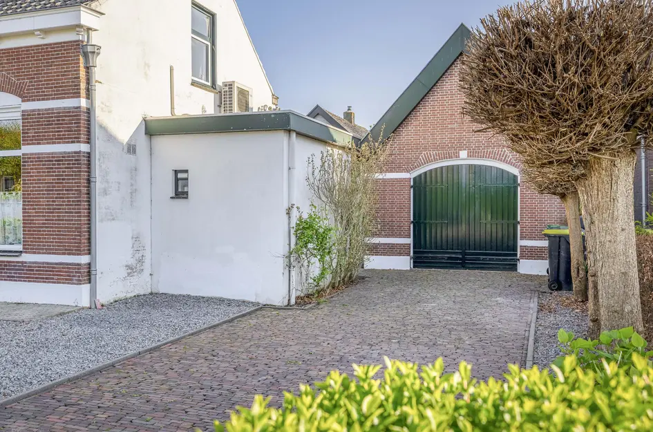 Vrijstaande woning te koop: Molendijk 74, Goudswaard