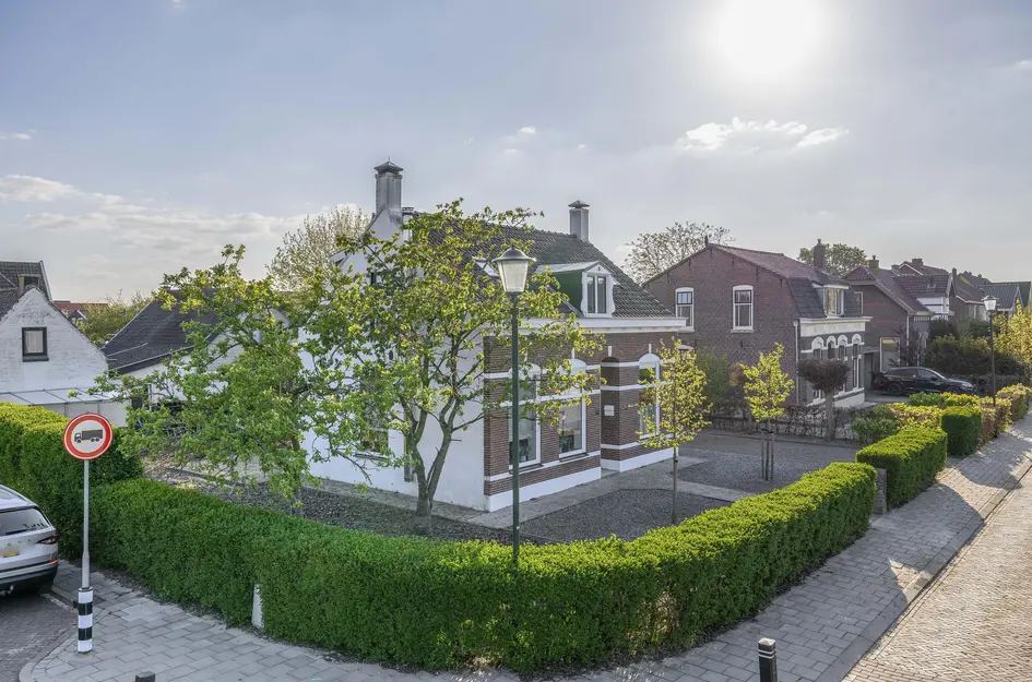 Vrijstaande woning te koop: Molendijk 74, Goudswaard