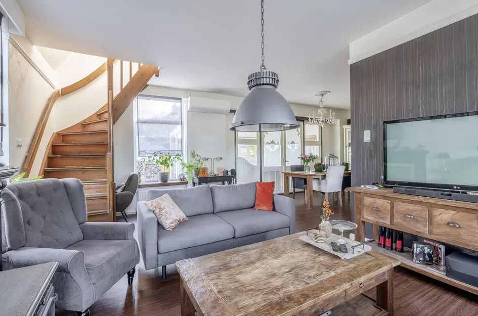 Vrijstaande woning te koop: Molendijk 74, Goudswaard