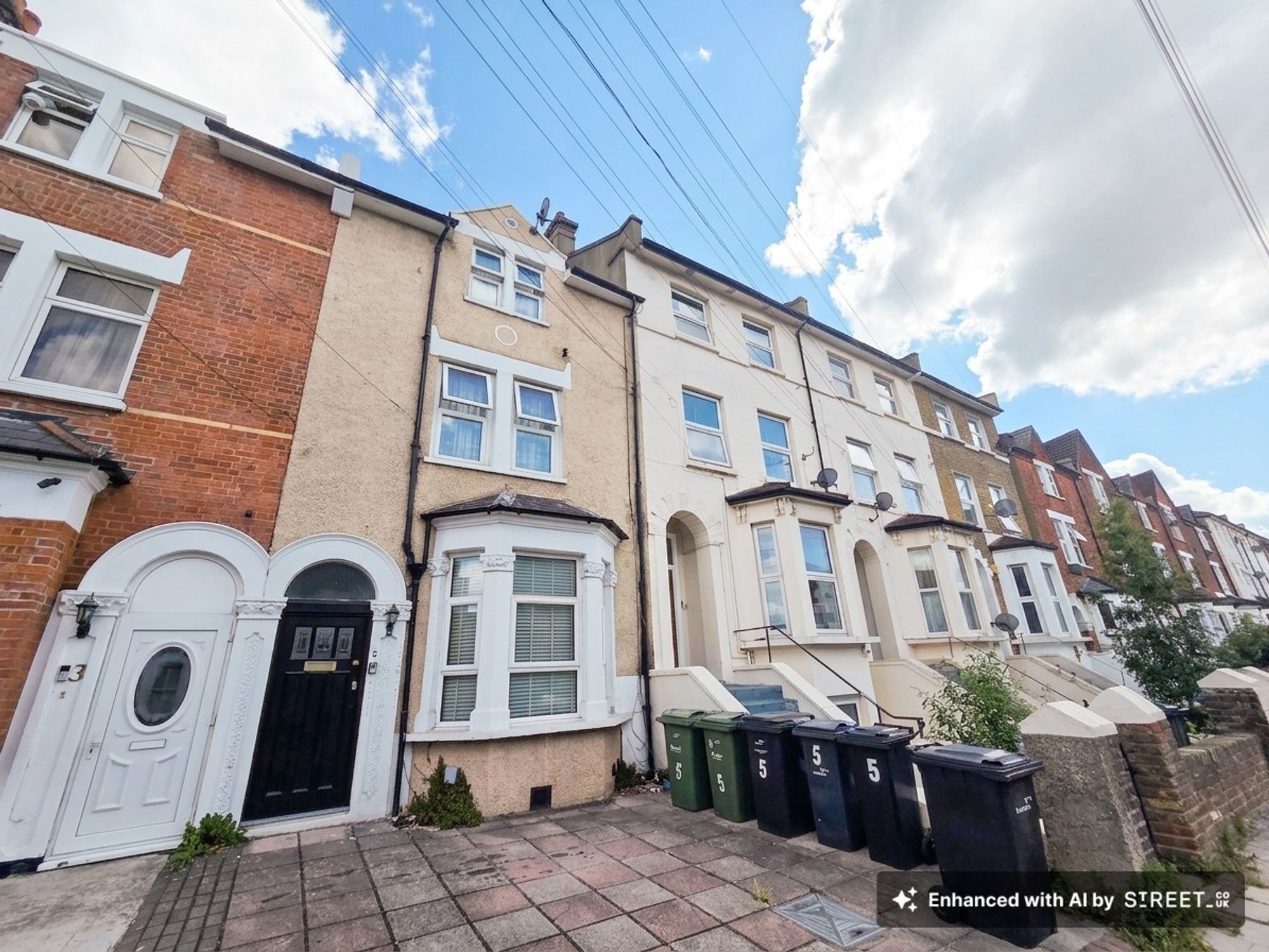 House Ellison Road in Greater London