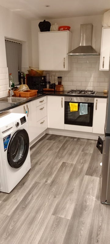 Room Houseley Avenue in Chadderton