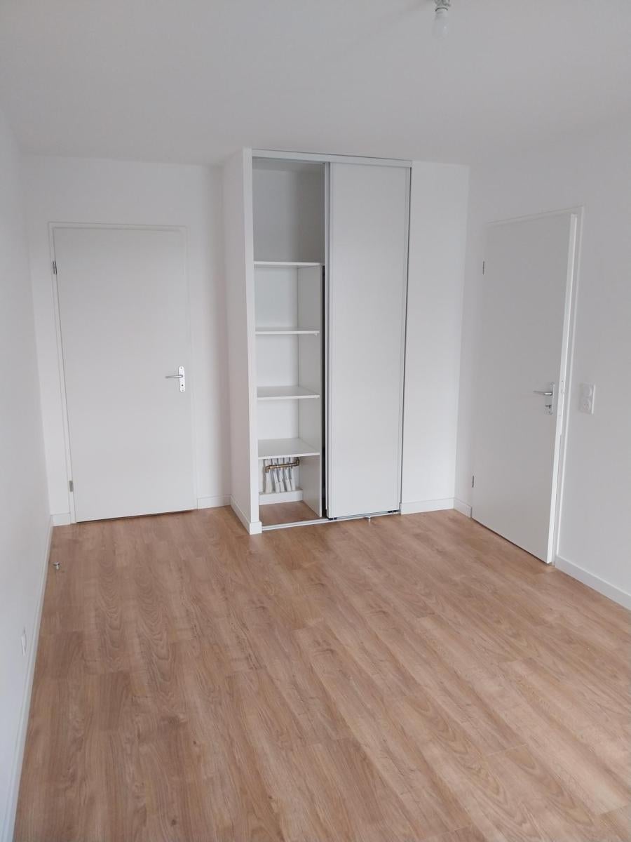 Flat Rue Lucie Aubrac in Pontault-Combault