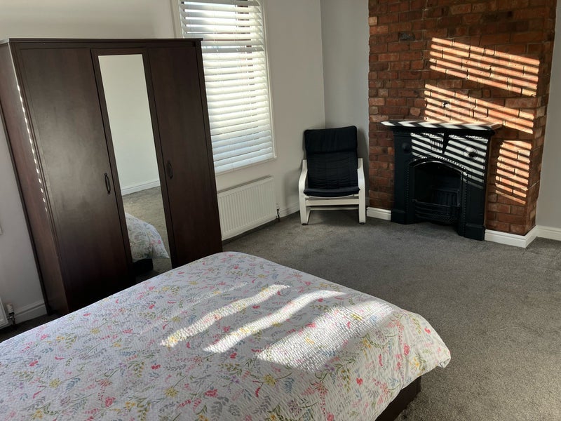 Room Chorley New Road in Horwich