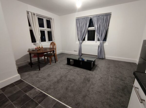 Flat Wade's Place in Greater London