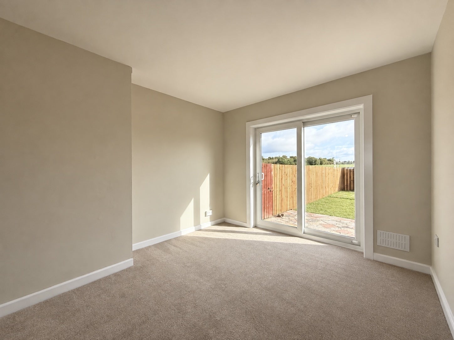 Flat Ballochmyle Avenue in Auchinleck