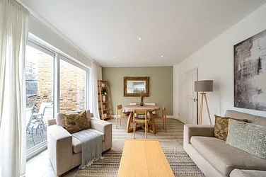 House Brondesbury Road in Greater London