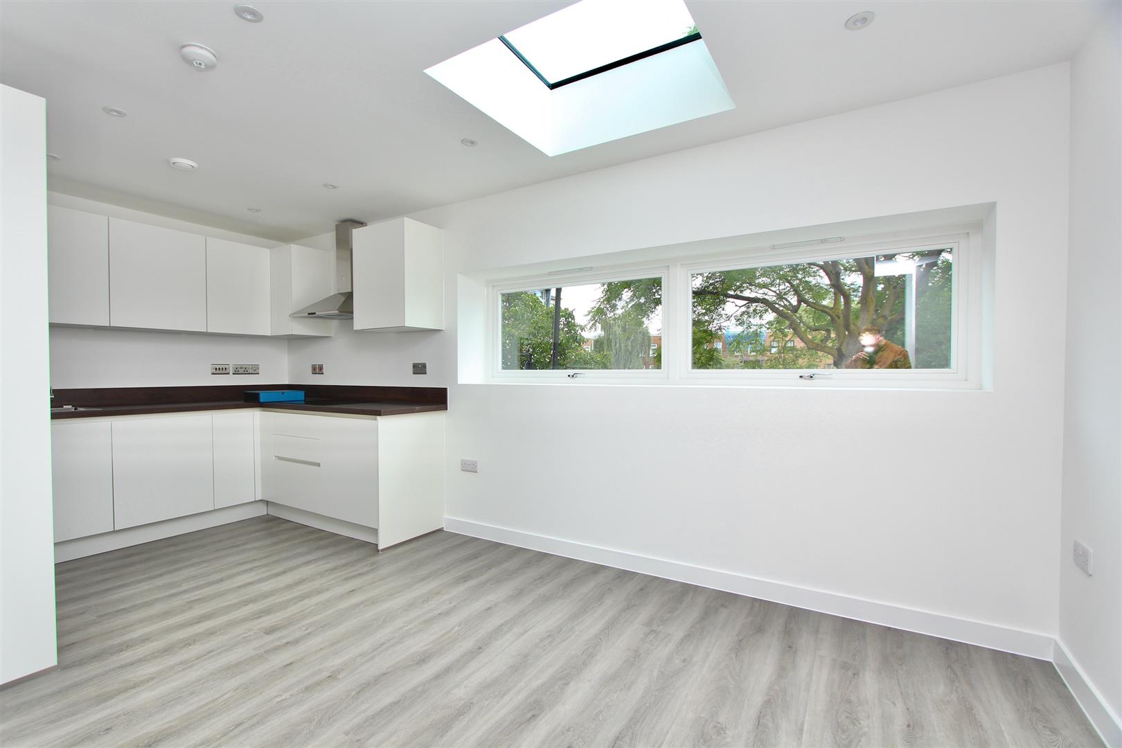 Flat Lawrence Buildings in Greater London