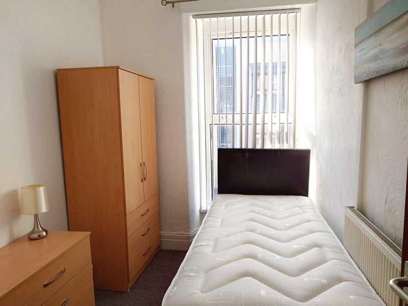 Room Station Road in Llanelli