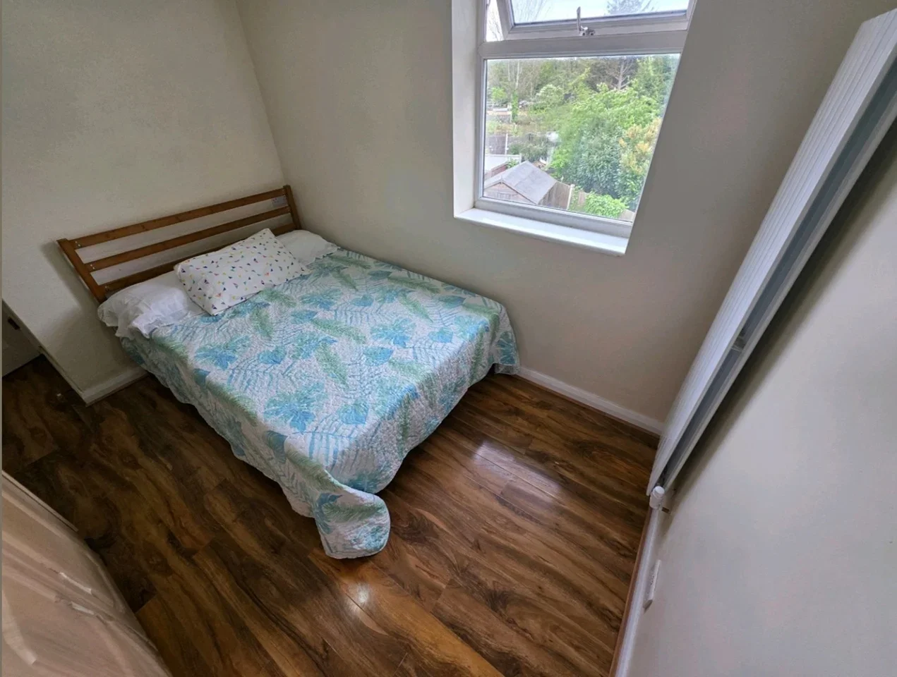 Room Billet Road in Greater London