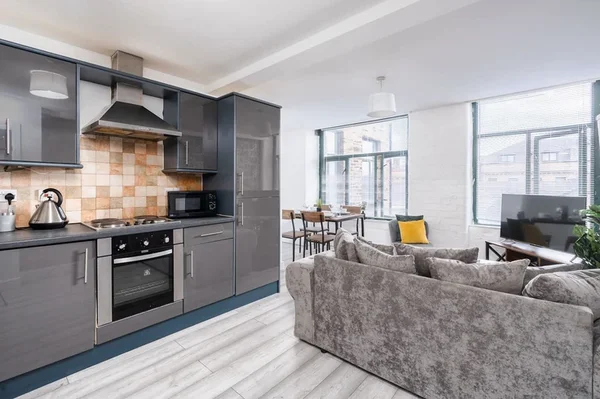 Flat Piccadilly in Bradford