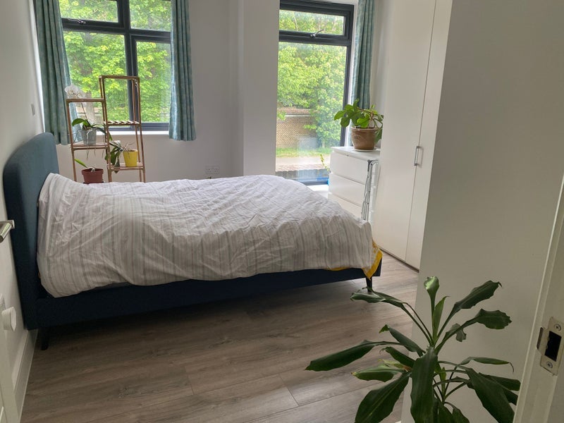 Room Selborne Road in Greater London