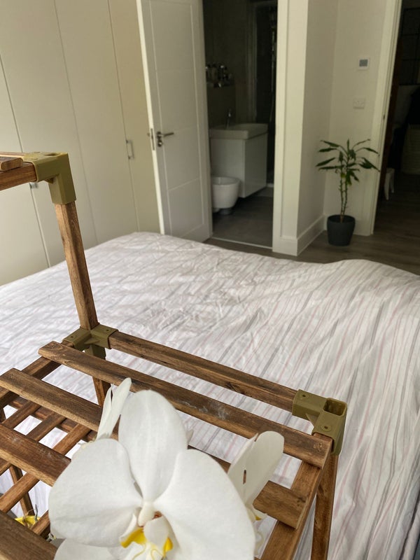 Room Selborne Road in Greater London