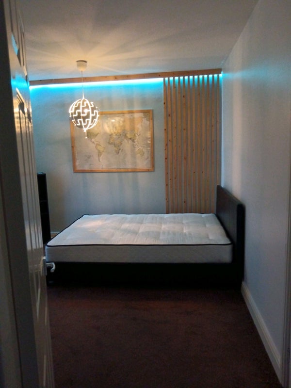 Room Marlwood Drive in Bristol