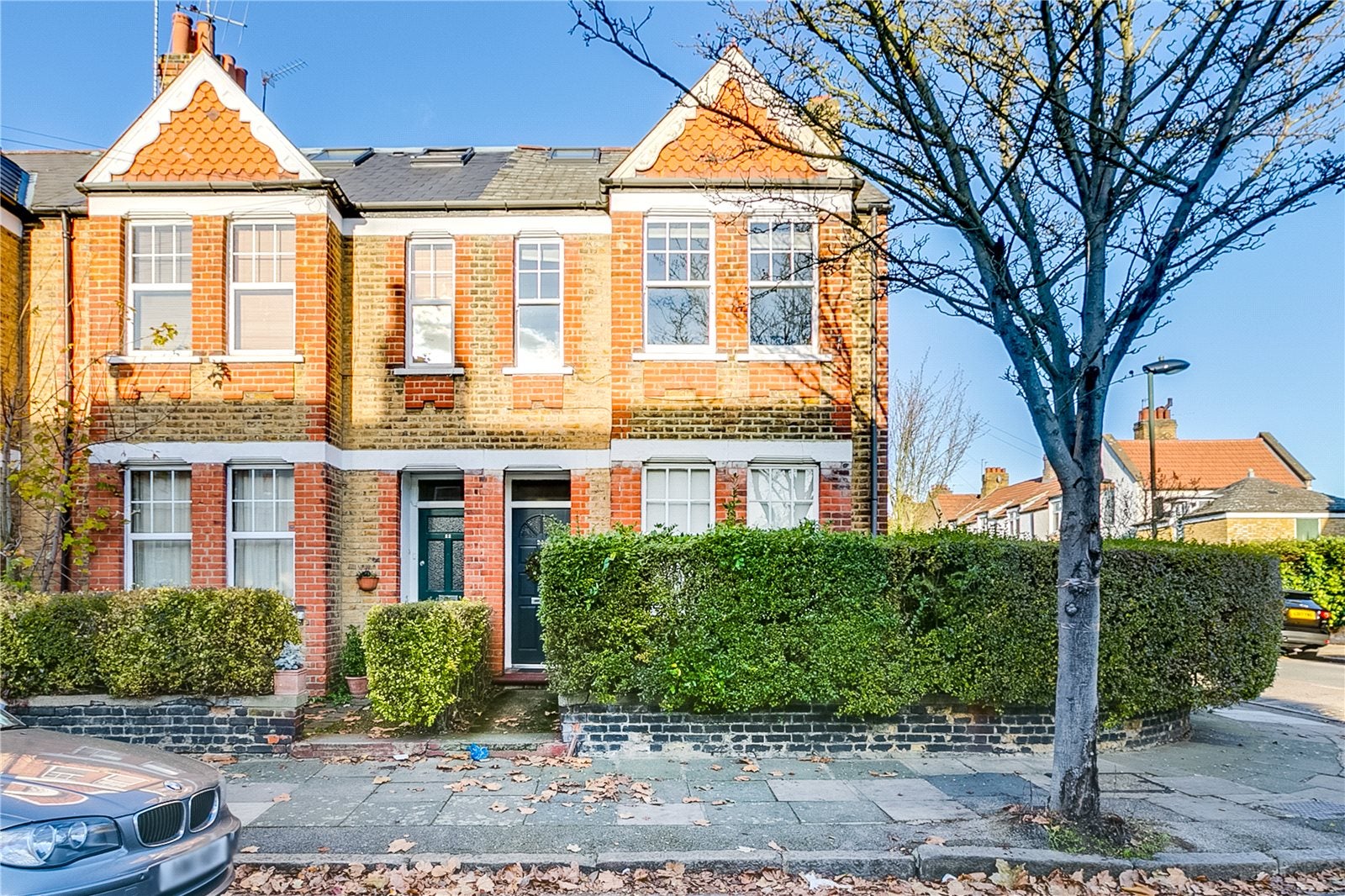 Flat Chilton Road in Greater London