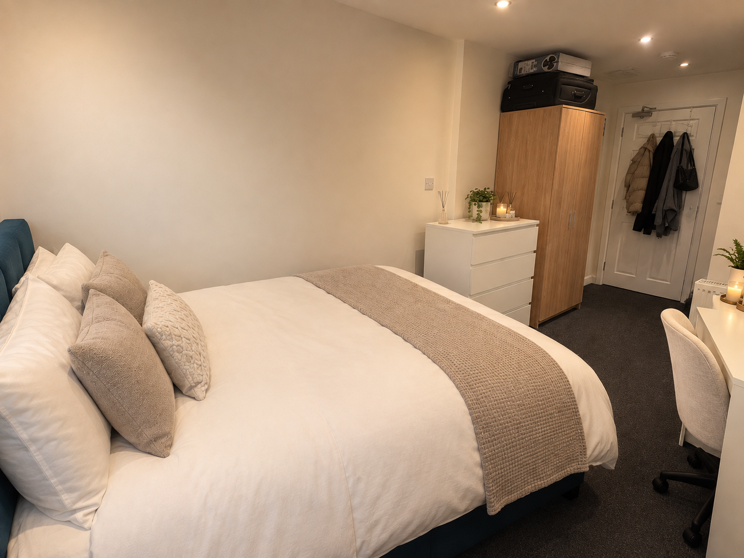 Room Liverpool Road in Salford