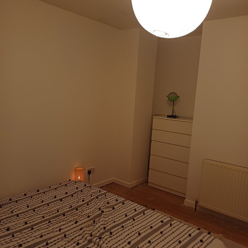 Room Caldicot Close in Oldland Common