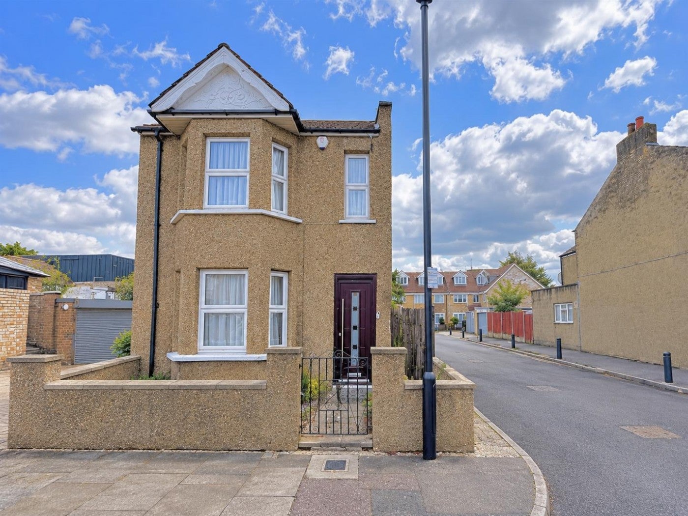 House Rotherfield Road in Greater London
