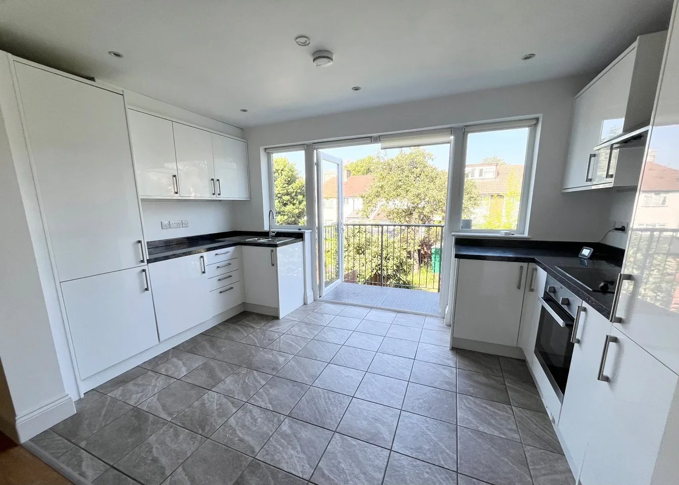 Flat Sydenham Road in Greater London