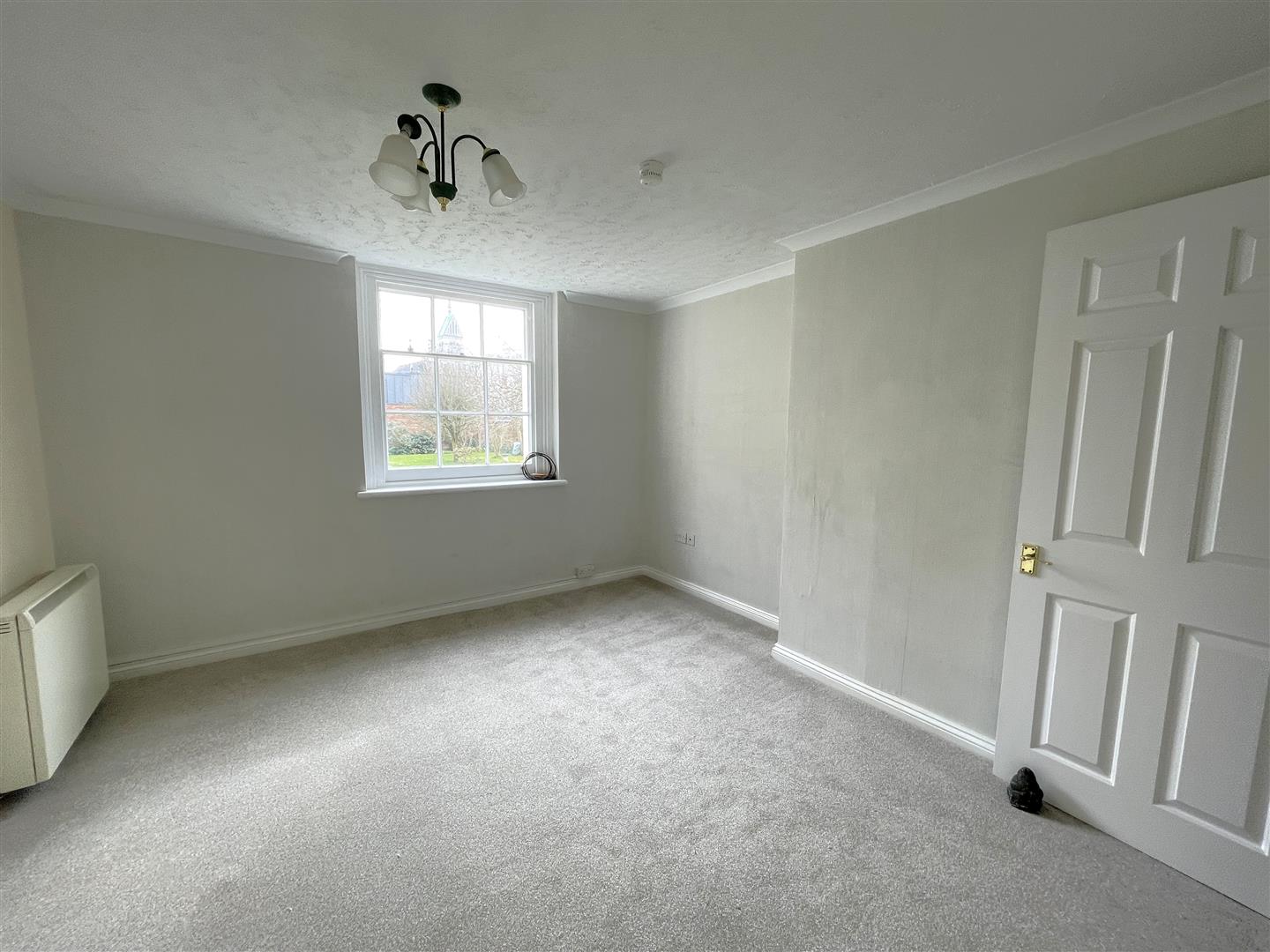 Flat Park Place in Cheltenham