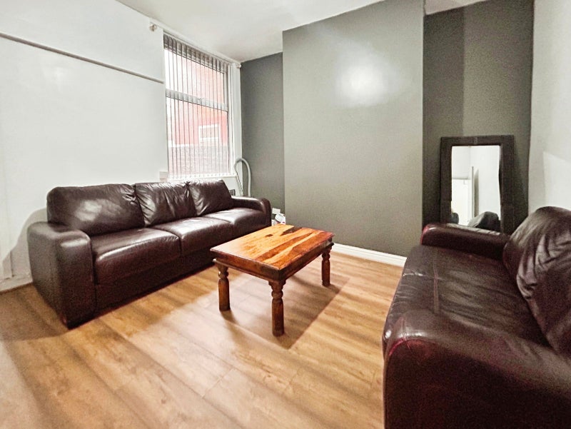 Room Ossory Street in Manchester