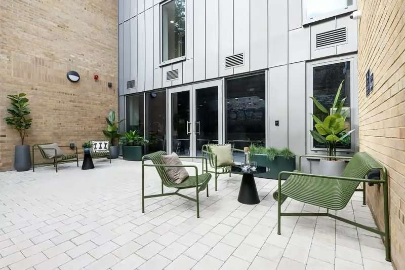 Flat Sunnybank Place in City of Edinburgh