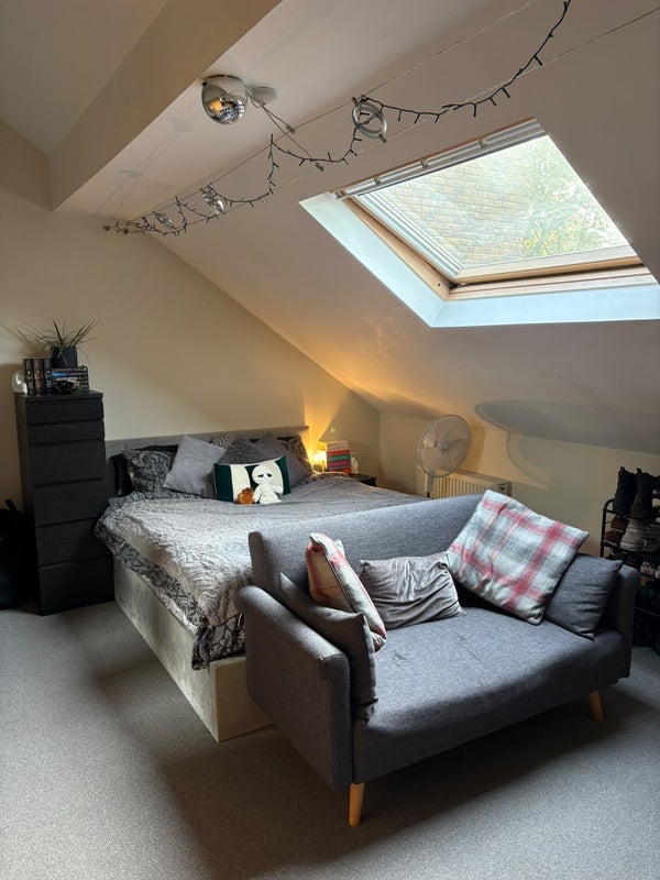 Room Albany Road in Greater London