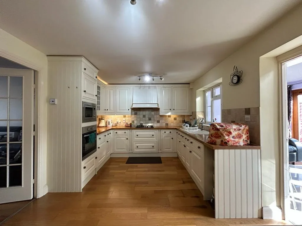 House Garrison Close in Greater London