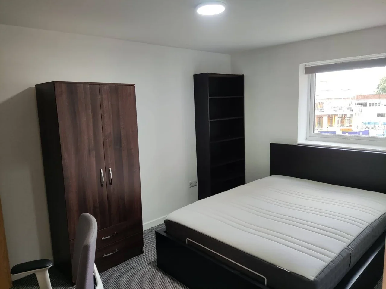 Flat Chapeltown Street in Manchester