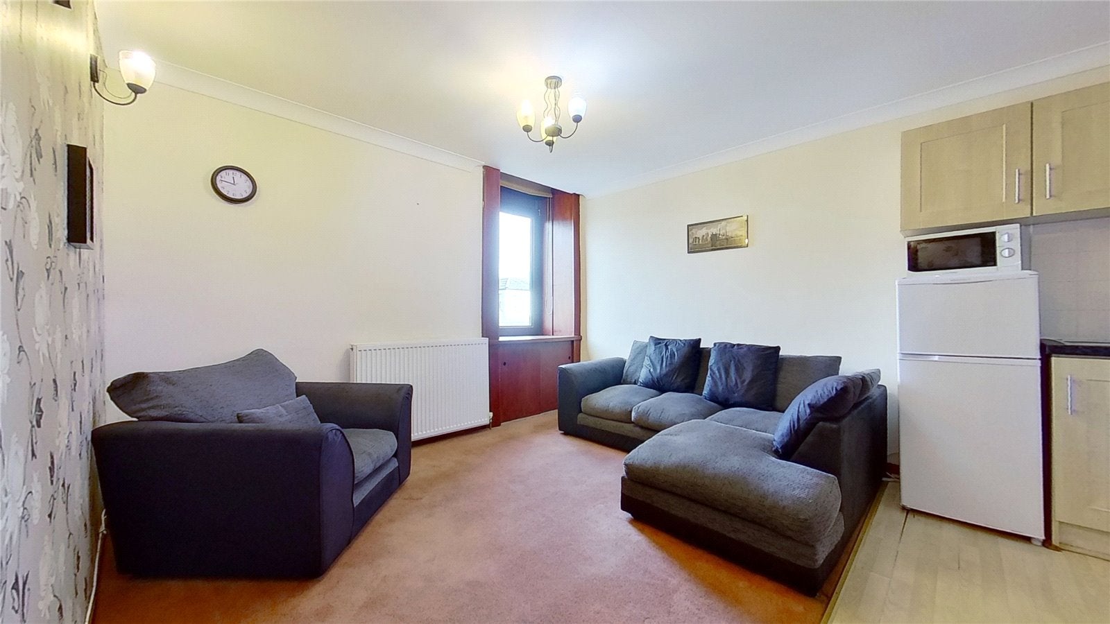 Flat Loch Road in Kirkintilloch